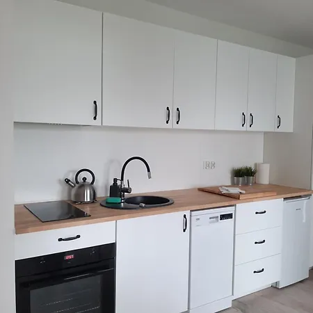 아파트 Good Vibes D